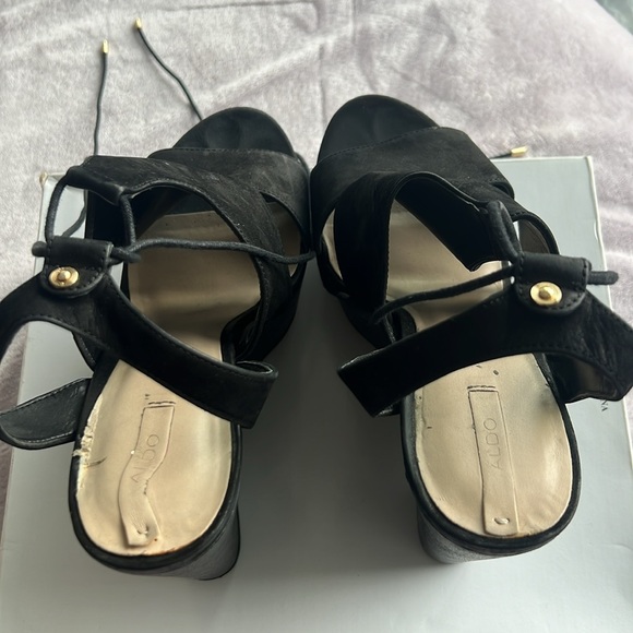 Aldo, black wood print wedges - Picture 5 of 6